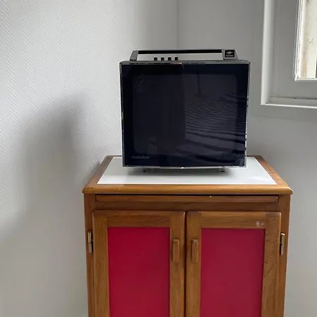 Maison Familiale Près Du Zoo Et Du Circuit - Fr-1-410-463 * Bazouges-sur-le-Loir